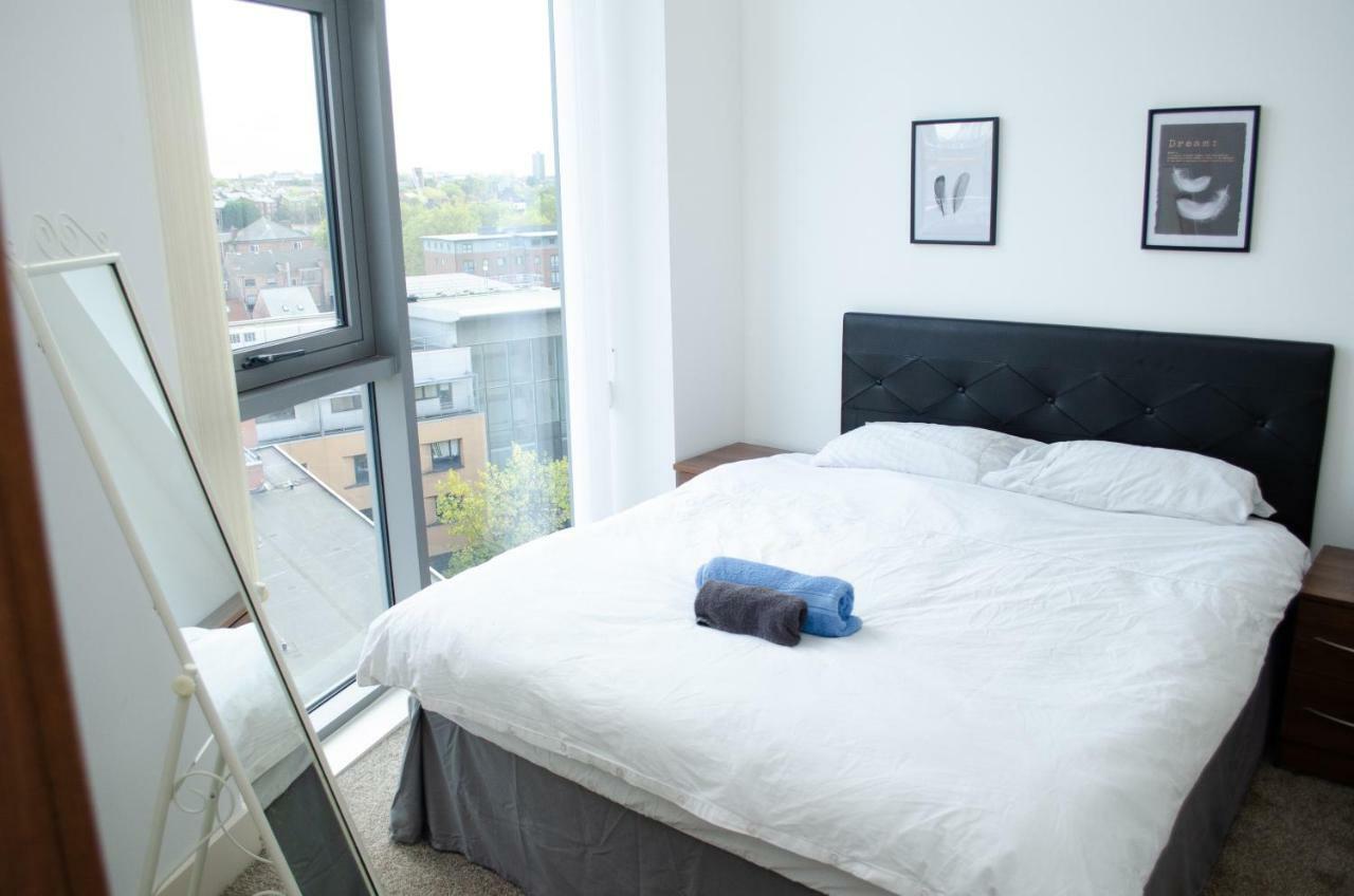 Penthouse In Liverpool City Centre - Free Parking - Balcony - By Happy Days Εξωτερικό φωτογραφία